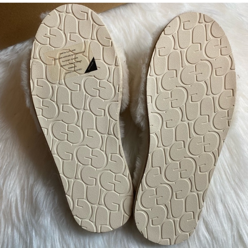 UGG Fluff Slide Sheepskin Slippers - Picture 2 of 7